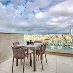 2br Penthouse With Views Overlooking Marina By 360 Estates * Tal-Pietà