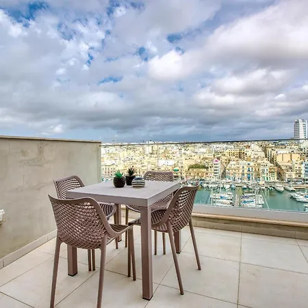 2br Penthouse With Views Overlooking Marina By 360 Estates * Pietà