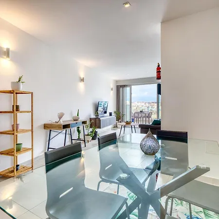 2br Penthouse With Views Overlooking Marina By 360 Estates Διαμέρισμα Pietà